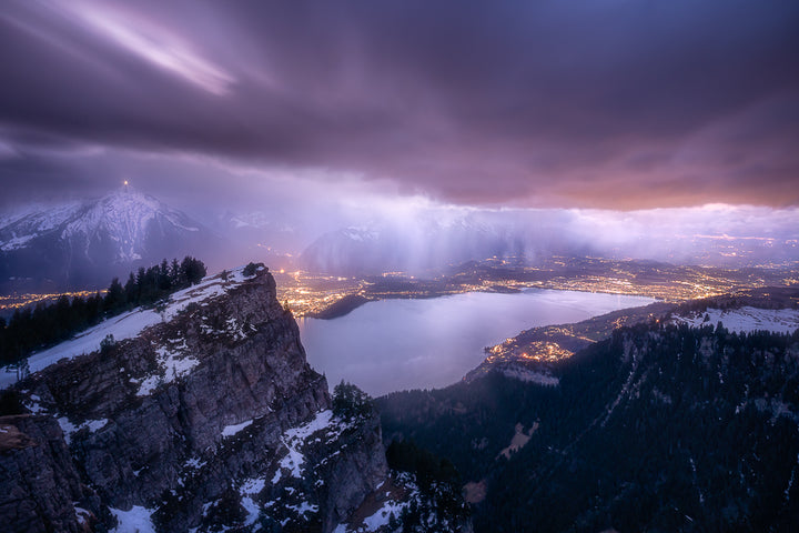 Nachtgewitter über dem Thunersee und Stadtlichtern | Original Print