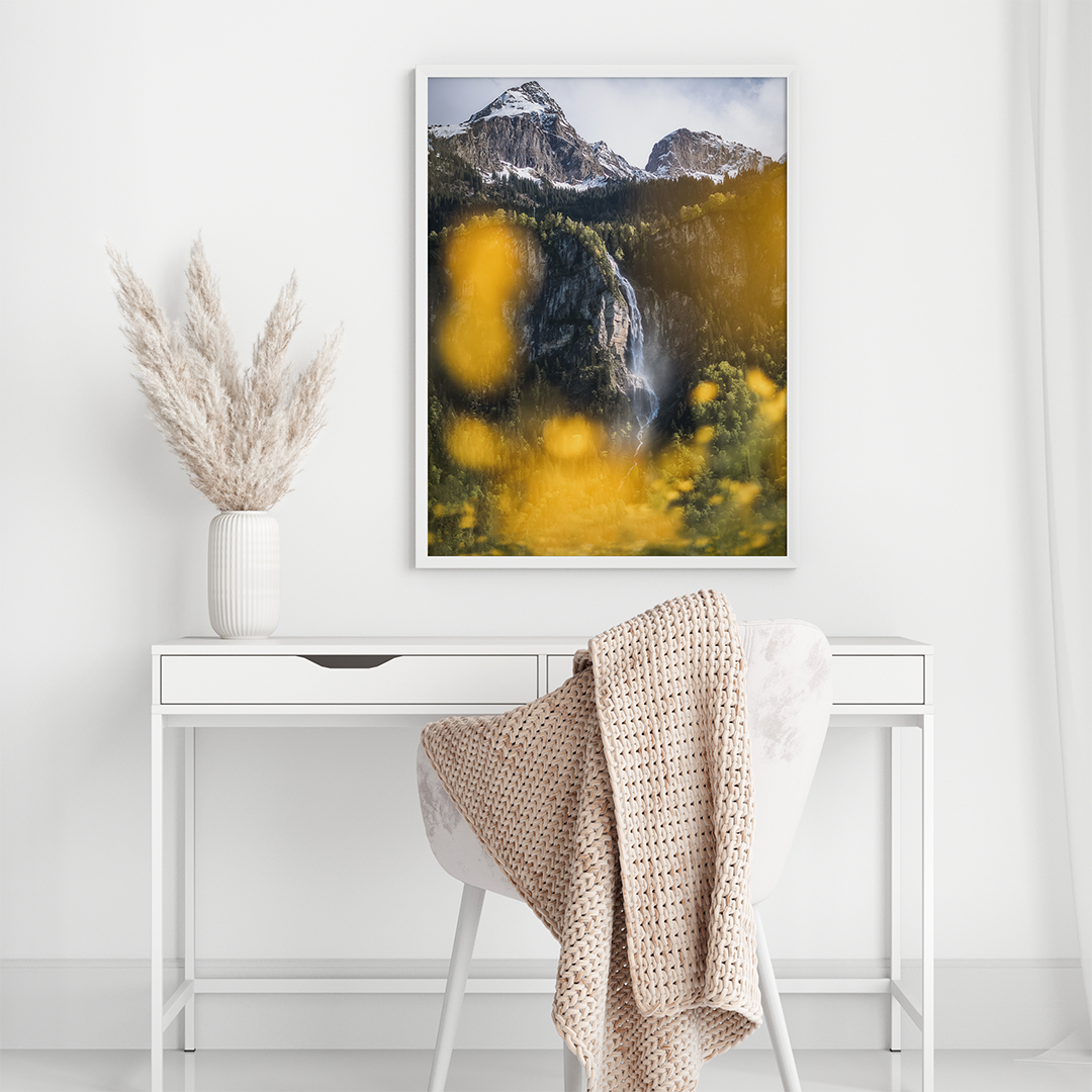 Frühlingsblumen am Oltischbach-Wasserfall | Original Print